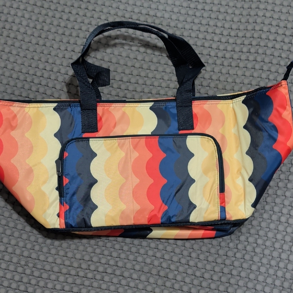 Thirty-One Gifts Bake & Take Party Cooler, Reusable Zipper Tote-Bag Cooler